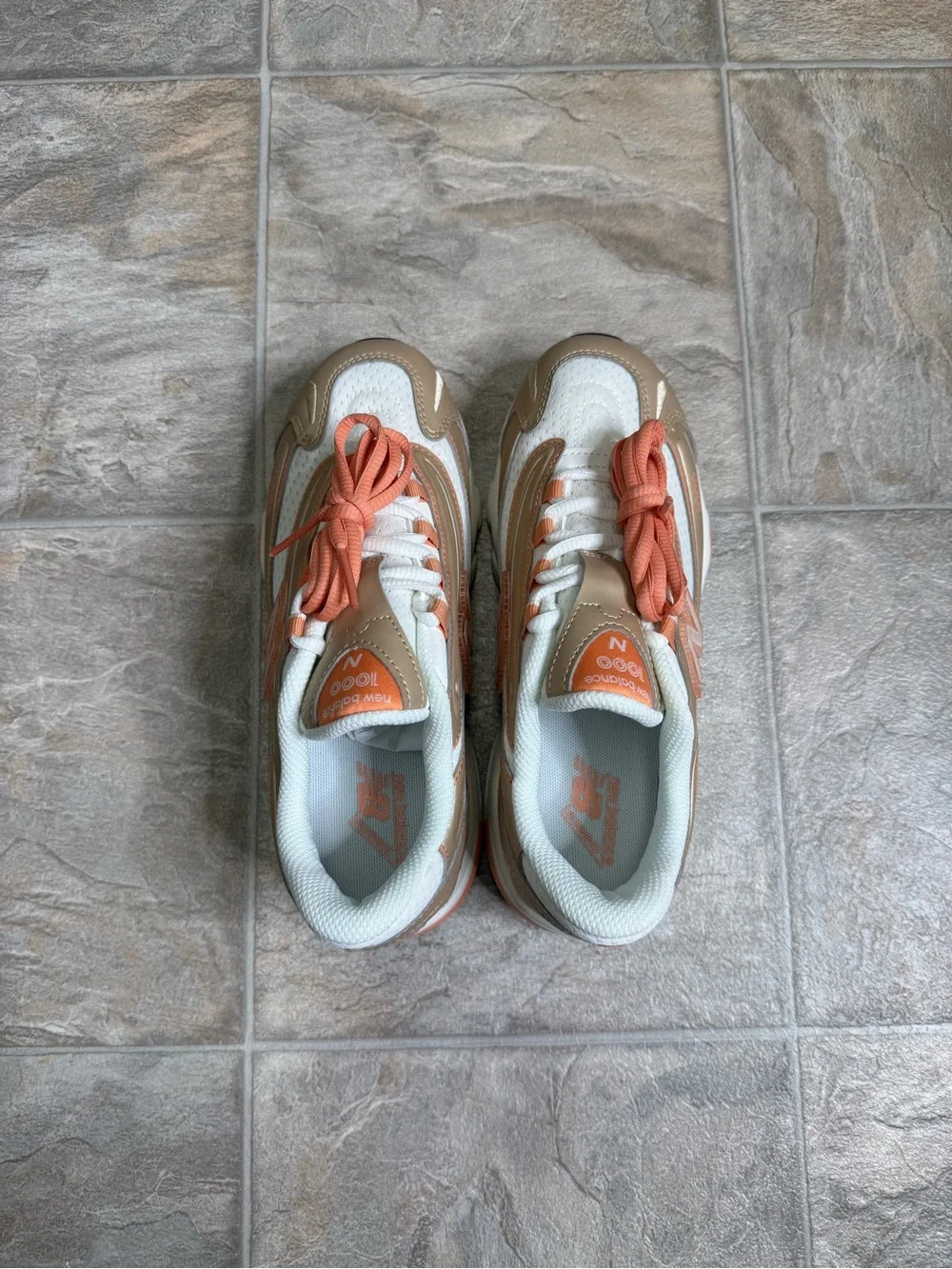 New Balance 1000 White Gold Girls GS Shoe Size 4 Gold CG1000FP NWT